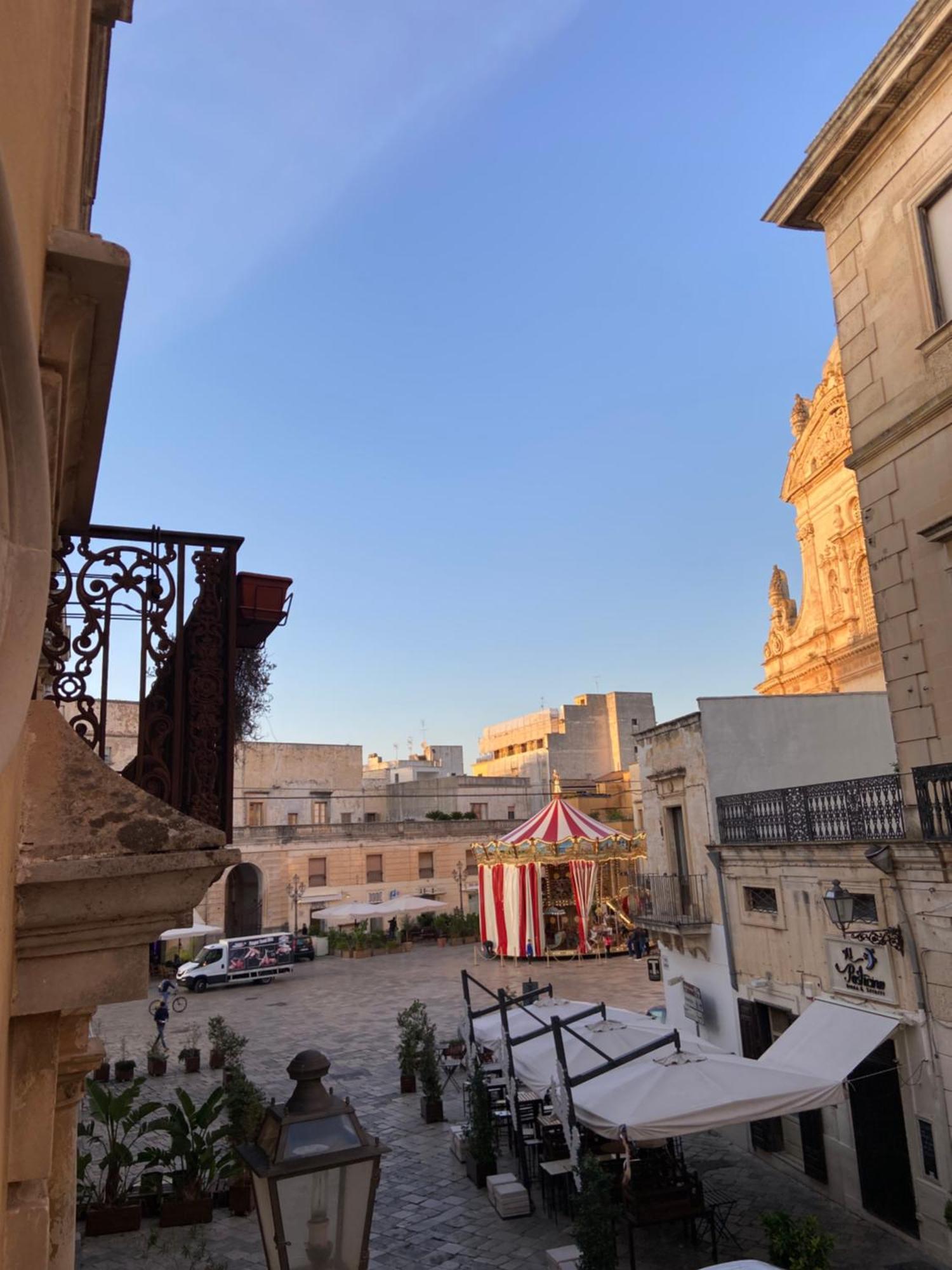 Palazzo Garibaldi - Luxury Suites Галатина Екстериор снимка